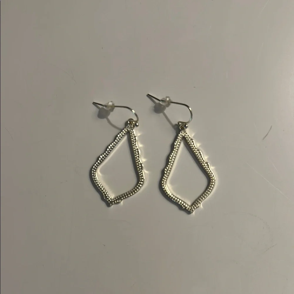 Kendra Scott Gold Sophia Drop Earrings - Picture 2 of 2